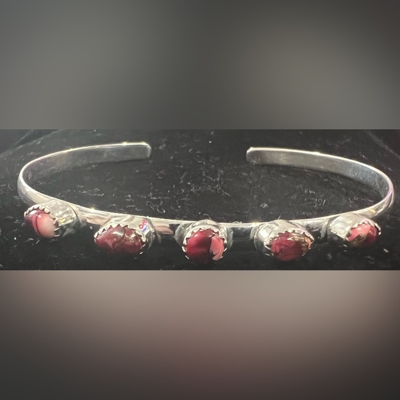 Elegant Sterling Silver and “Red Rose” Dahlia Gemstone Bracelet - Picture 1 of 3